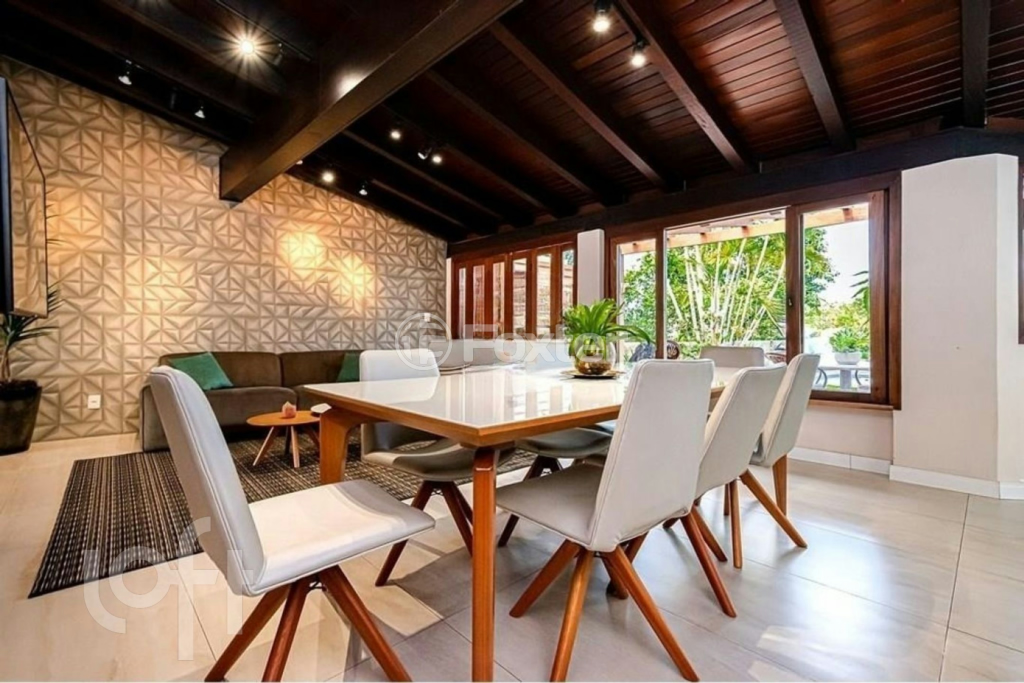 Casa à venda com 5 quartos, 304m² - Foto 23