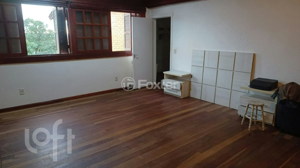 Casa à venda com 3 quartos, 300m² - Foto 8