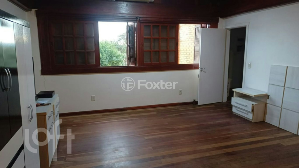 Casa à venda com 3 quartos, 300m² - Foto 7