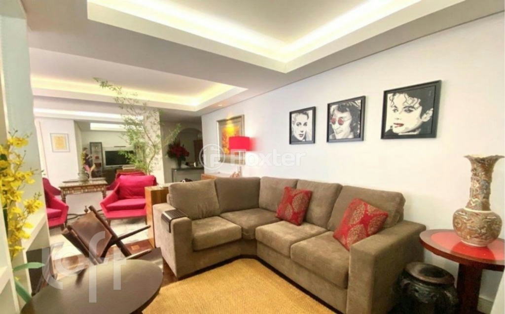 Apartamento à venda com 3 quartos, 142m² - Foto 1