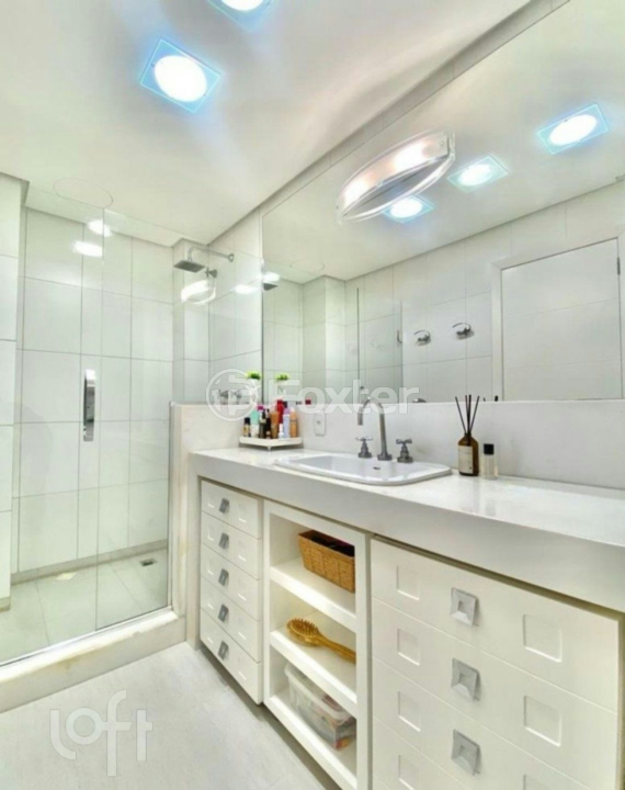 Apartamento à venda com 3 quartos, 142m² - Foto 6