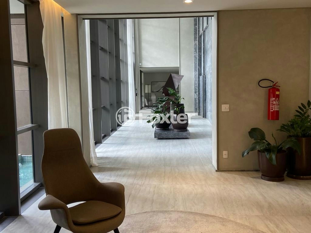 Apartamento à venda com 3 quartos, 125m² - Foto 4