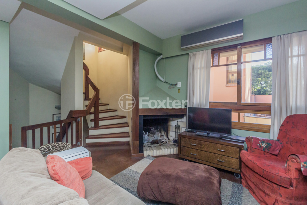 Casa de Condomínio à venda com 3 quartos, 154m² - Foto 1