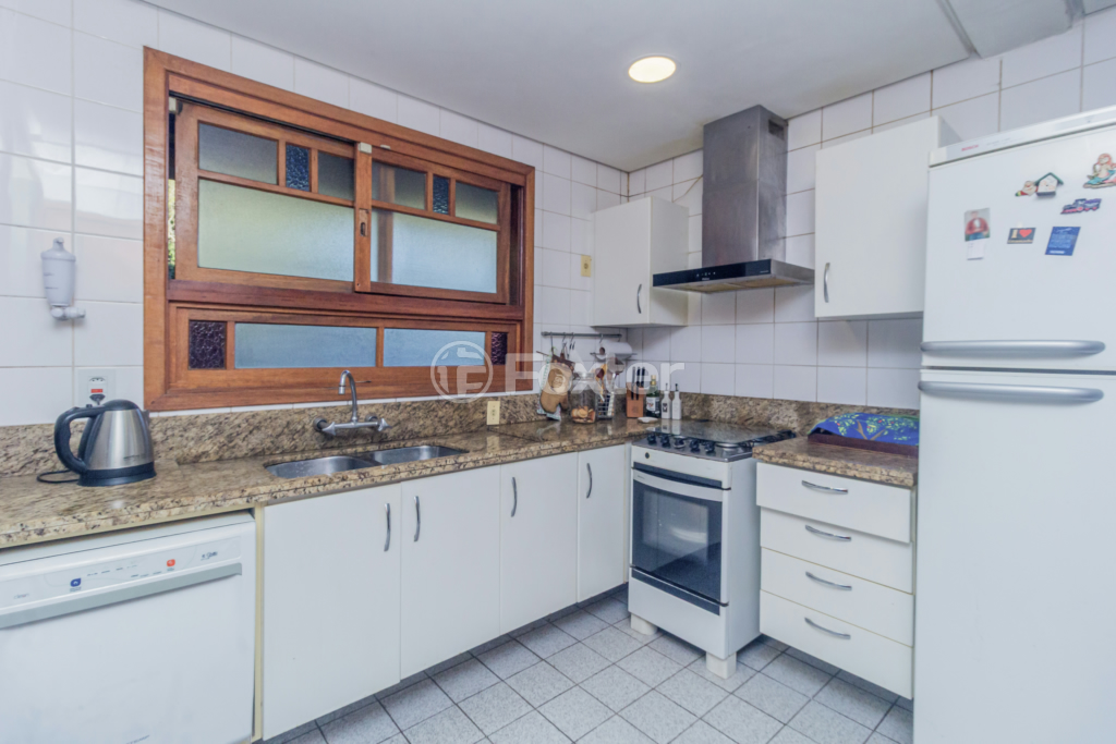 Casa de Condomínio à venda com 3 quartos, 154m² - Foto 26