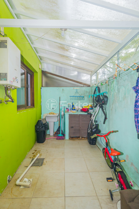 Casa de Condomínio à venda com 3 quartos, 98m² - Foto 29