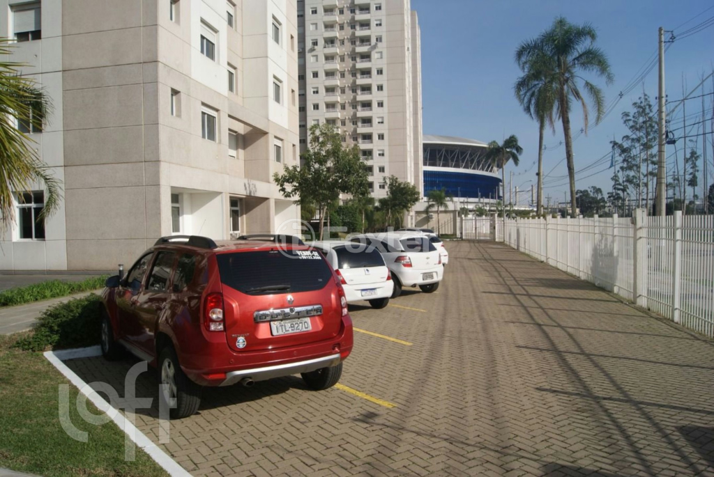 Apartamento à venda com 3 quartos, 50m² - Foto 35