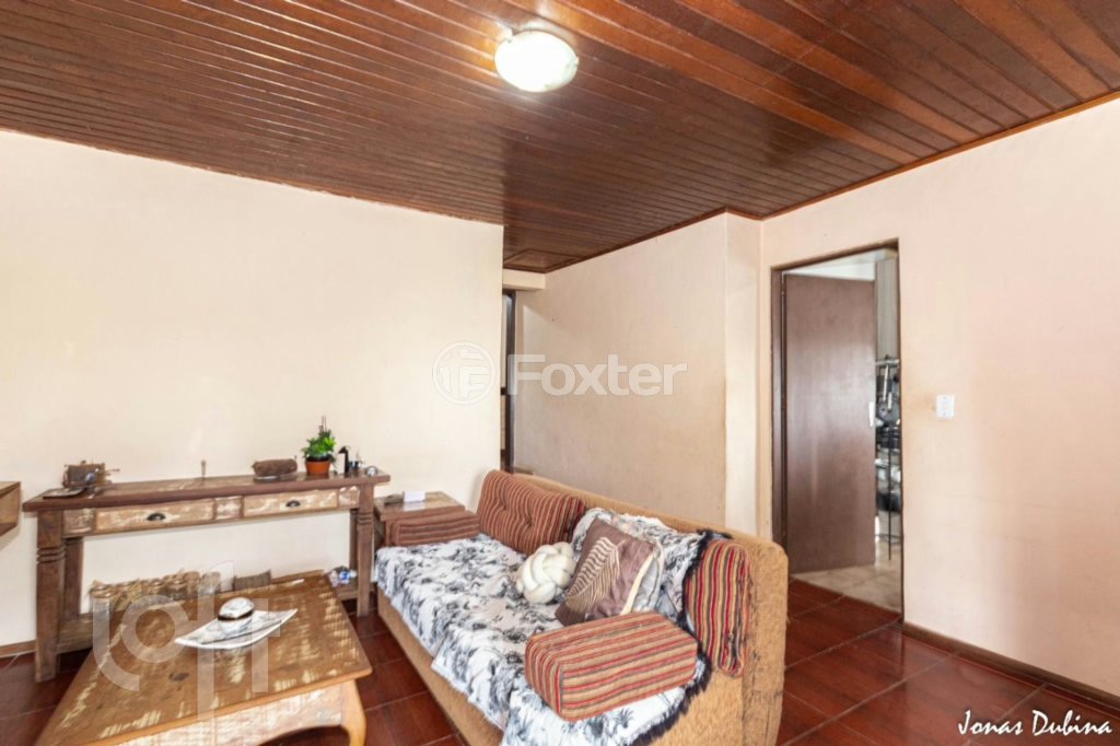 Casa à venda com 3 quartos, 190m² - Foto 2