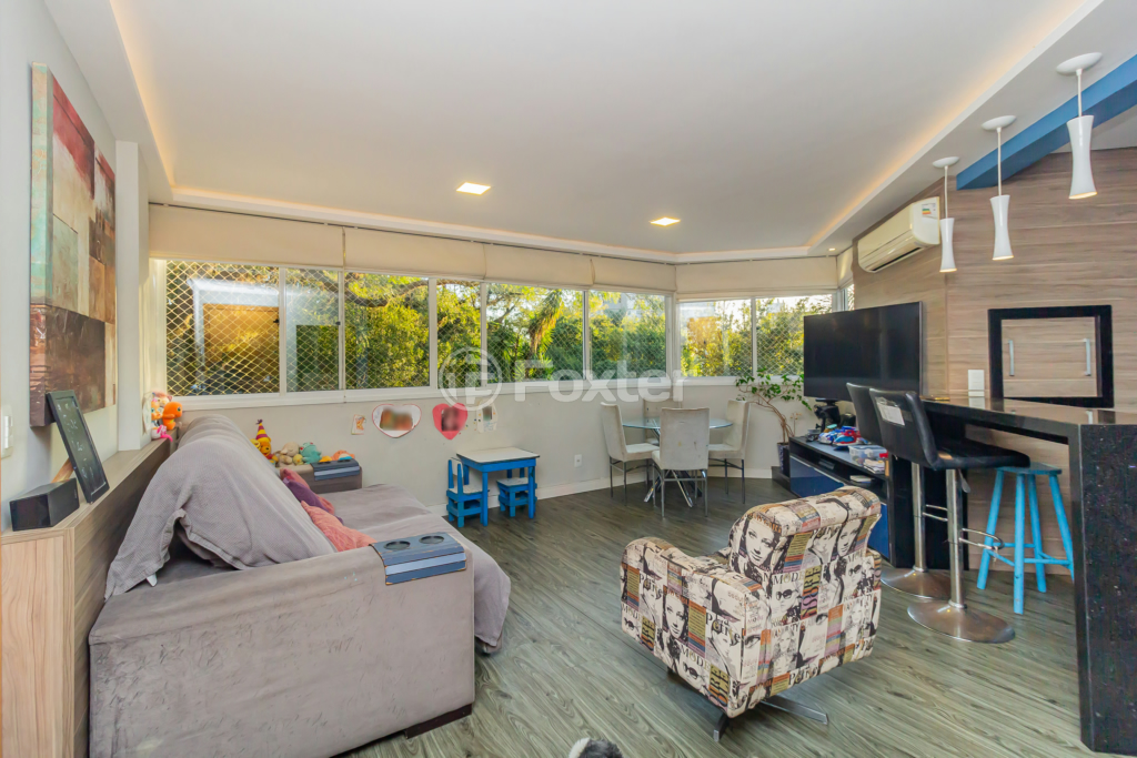 Apartamento à venda com 2 quartos, 70m² - Foto 1