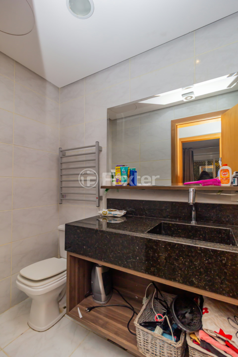Apartamento à venda com 2 quartos, 70m² - Foto 5