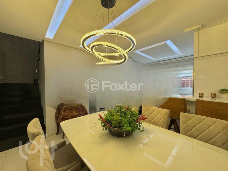 Casa à venda com 3 quartos, 244m² - Foto 9