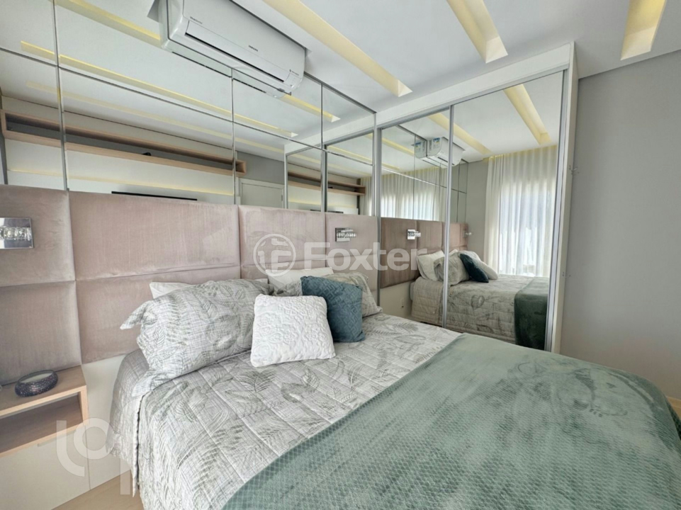 Casa à venda com 3 quartos, 244m² - Foto 13