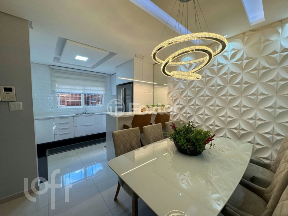Casa à venda com 3 quartos, 244m² - Foto 3