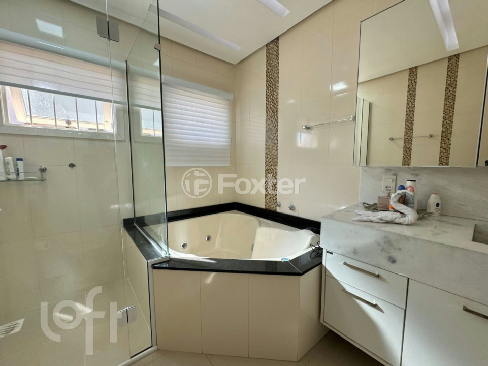 Casa à venda com 3 quartos, 244m² - Foto 16