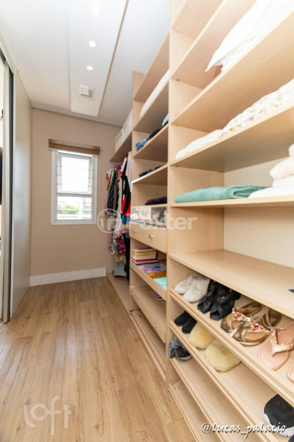 Casa à venda com 3 quartos, 326m² - Foto 26