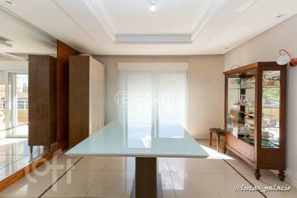 Casa à venda com 3 quartos, 326m² - Foto 16