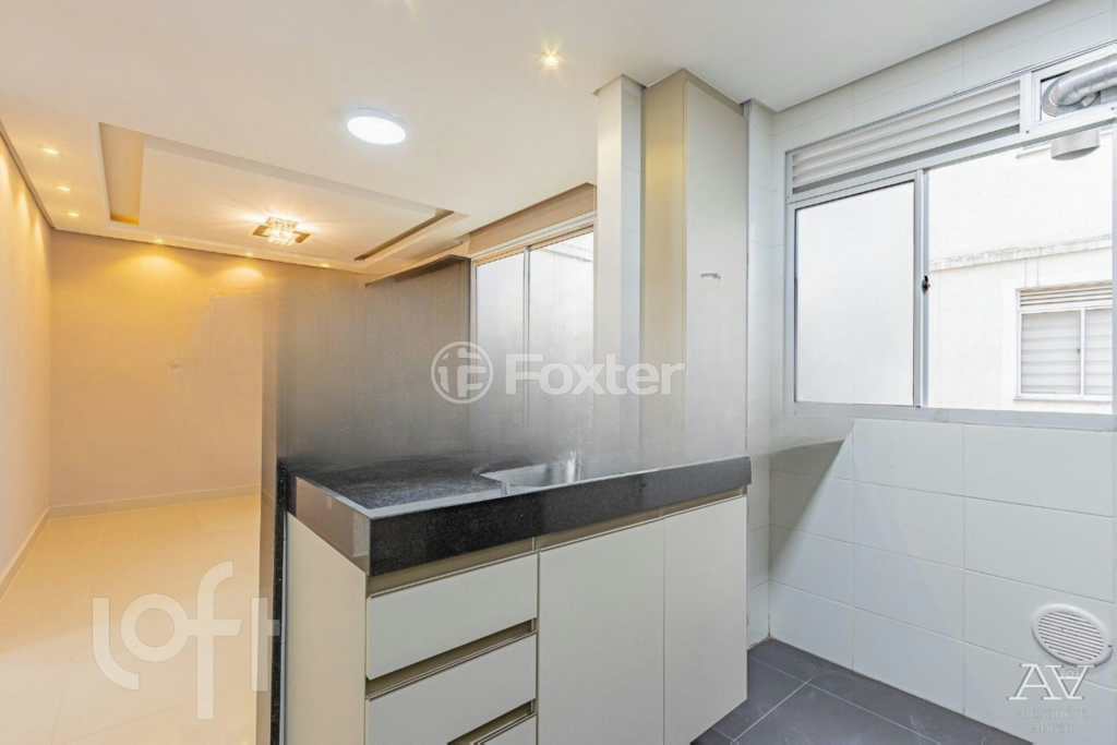 Apartamento à venda com 2 quartos, 41m² - Foto 13