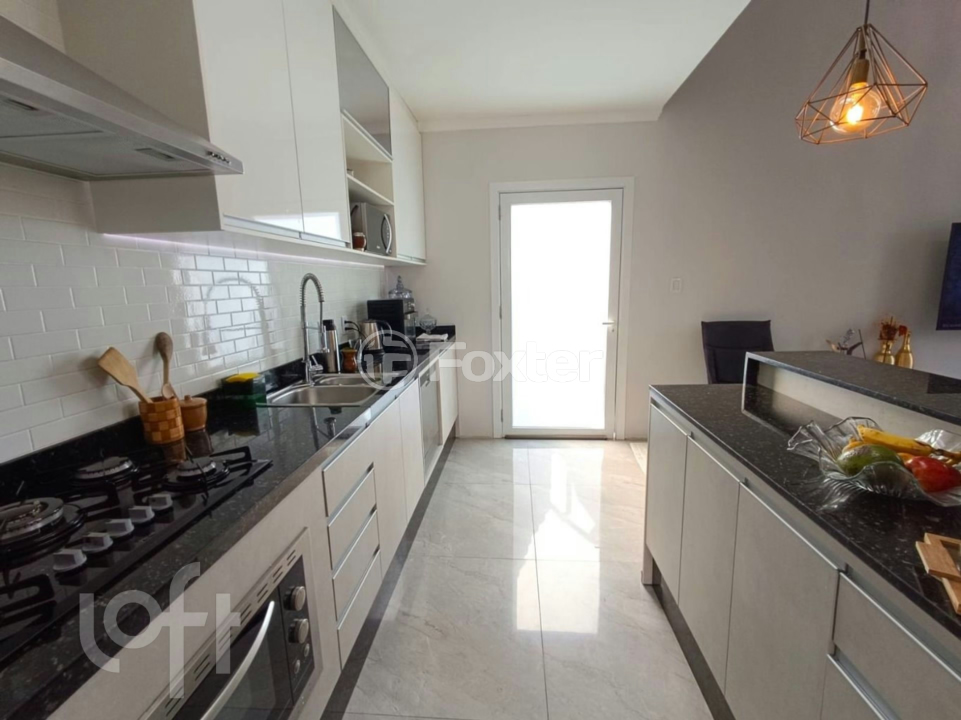 Casa à venda com 5 quartos, 200m² - Foto 14