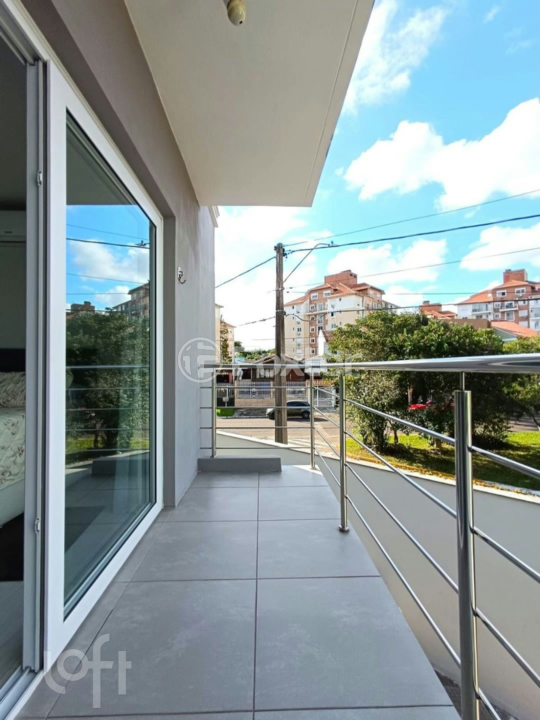 Casa à venda com 5 quartos, 200m² - Foto 27