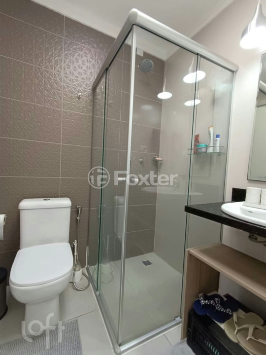 Casa à venda com 5 quartos, 200m² - Foto 25
