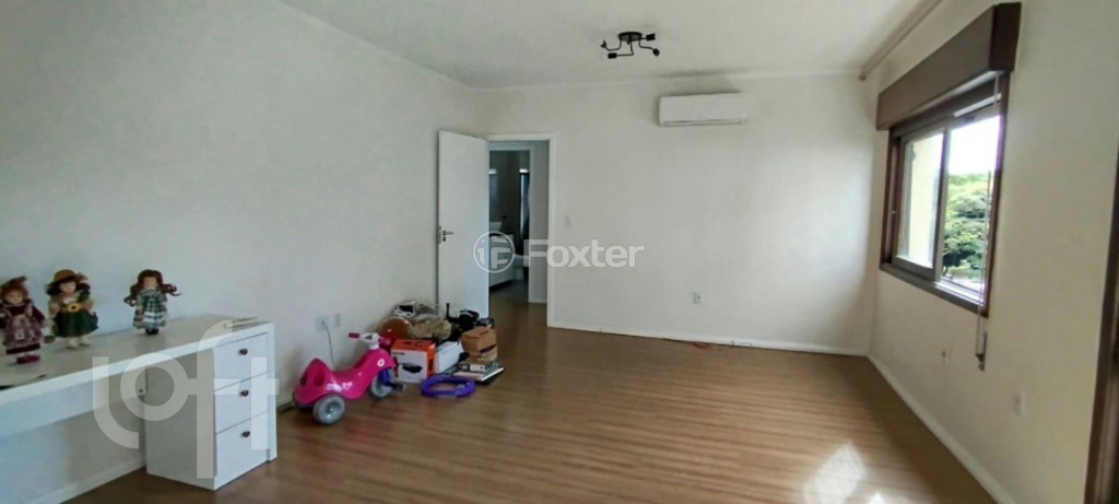 Apartamento à venda com 3 quartos, 95m² - Foto 2