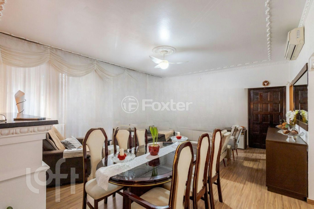 Apartamento à venda com 3 quartos, 153m² - Foto 2