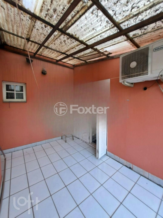 Casa à venda com 3 quartos, 170m² - Foto 8