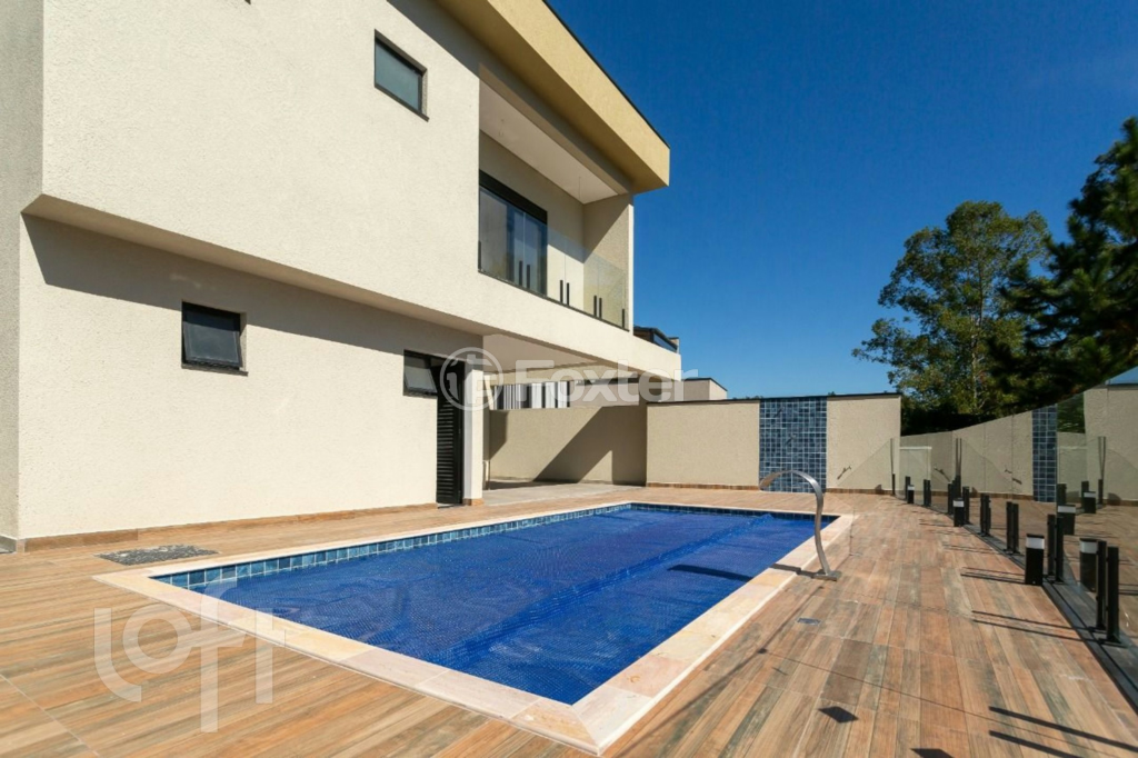 Casa à venda com 4 quartos, 300m² - Foto 24
