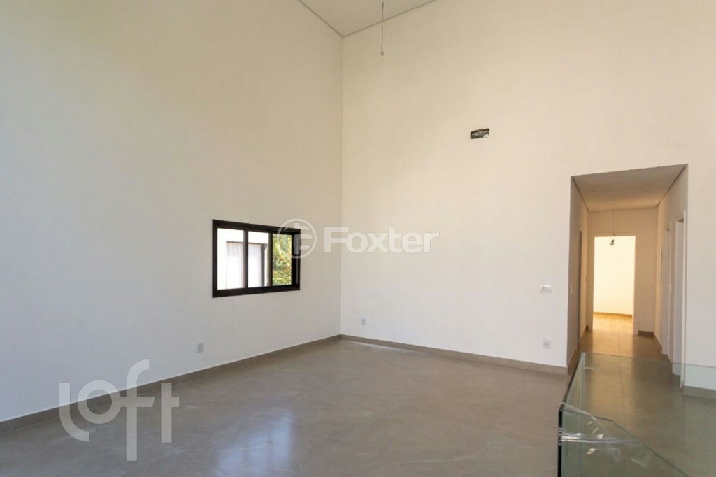 Casa à venda com 4 quartos, 300m² - Foto 1
