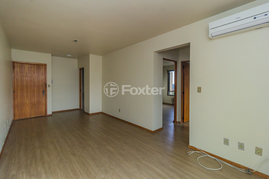 Apartamento à venda com 2 quartos, 70m² - Foto 3