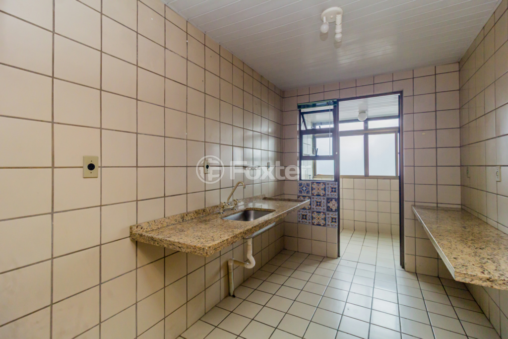 Apartamento à venda com 2 quartos, 70m² - Foto 21