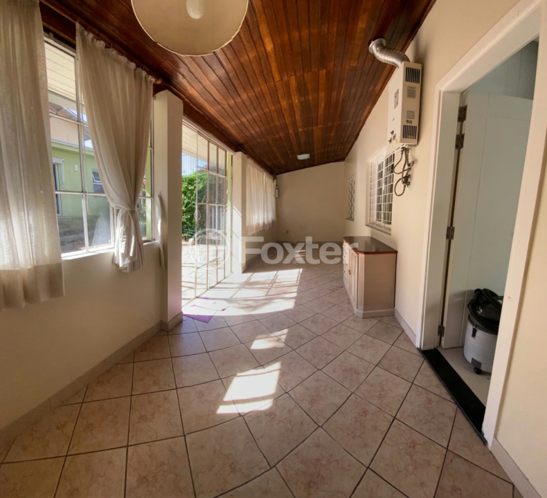 Casa à venda com 3 quartos, 277m² - Foto 15