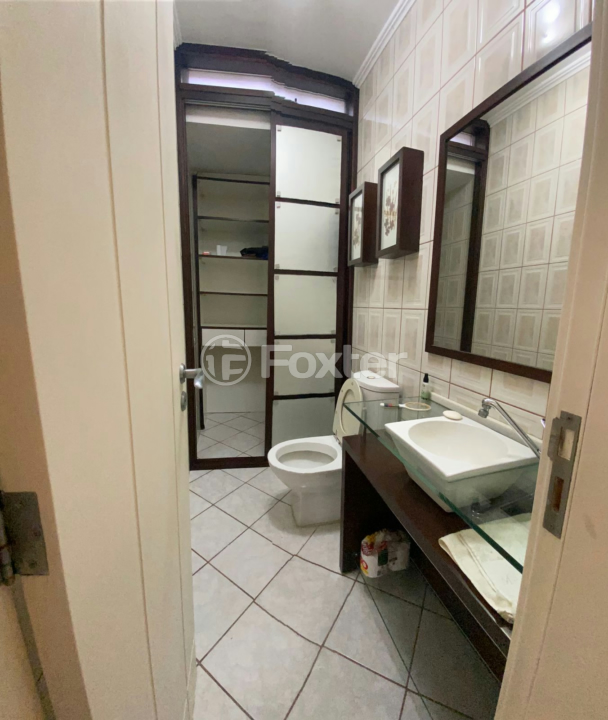 Casa à venda com 3 quartos, 277m² - Foto 18