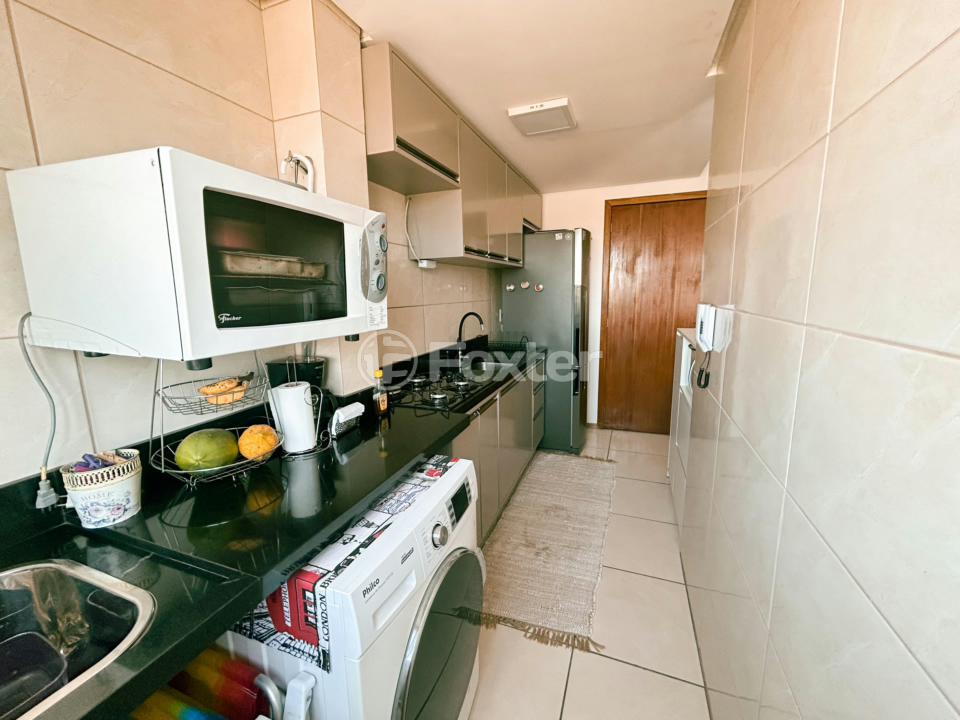 Apartamento à venda com 2 quartos, 45m² - Foto 3