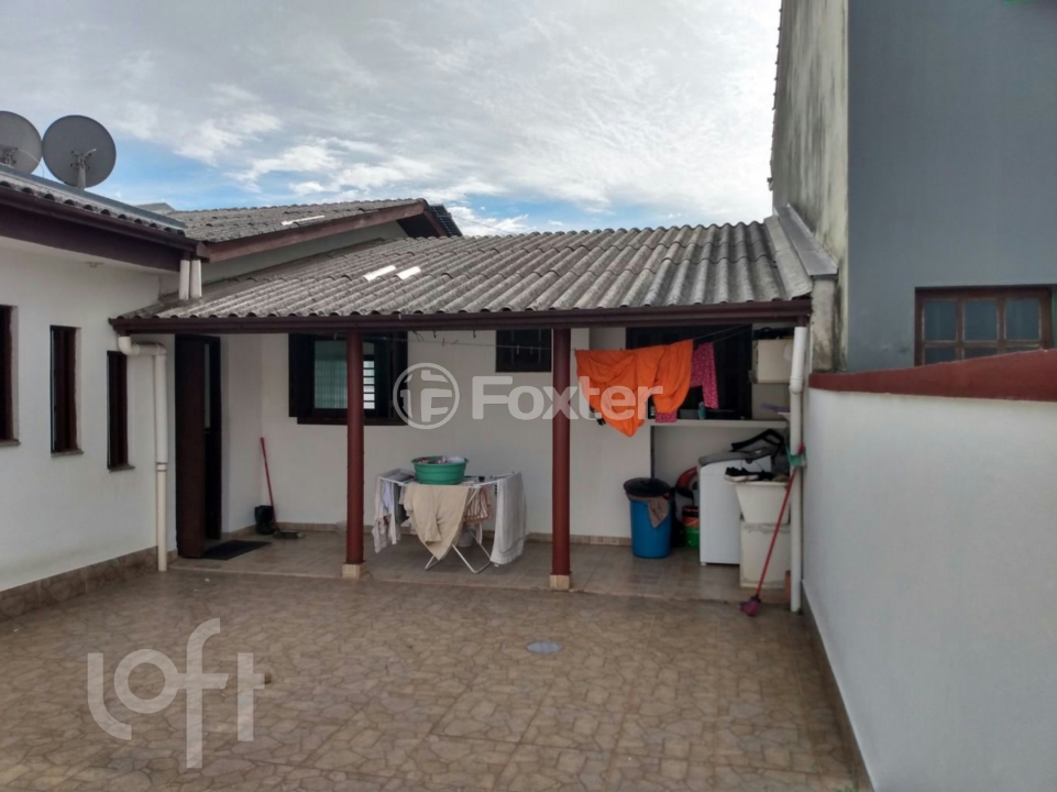 Casa à venda com 2 quartos, 120m² - Foto 16