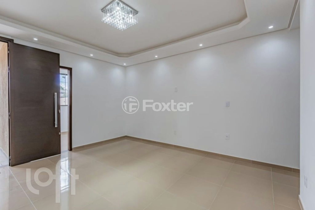 Casa à venda com 3 quartos, 90m² - Foto 2