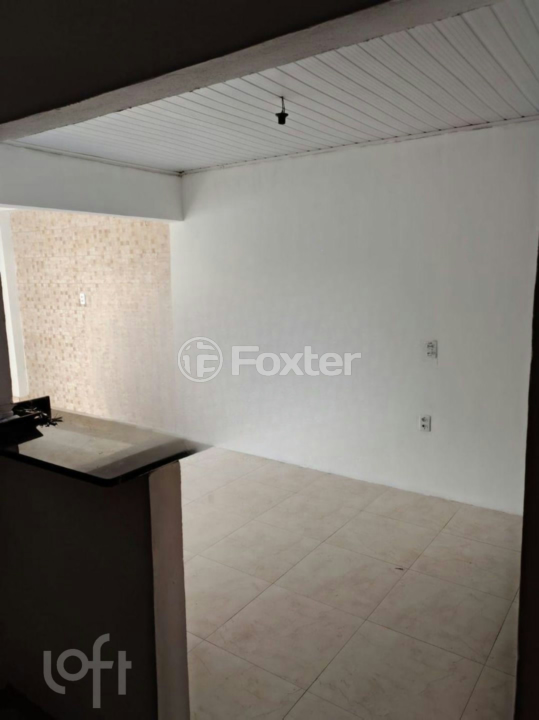 Casa à venda com 2 quartos, 90m² - Foto 4