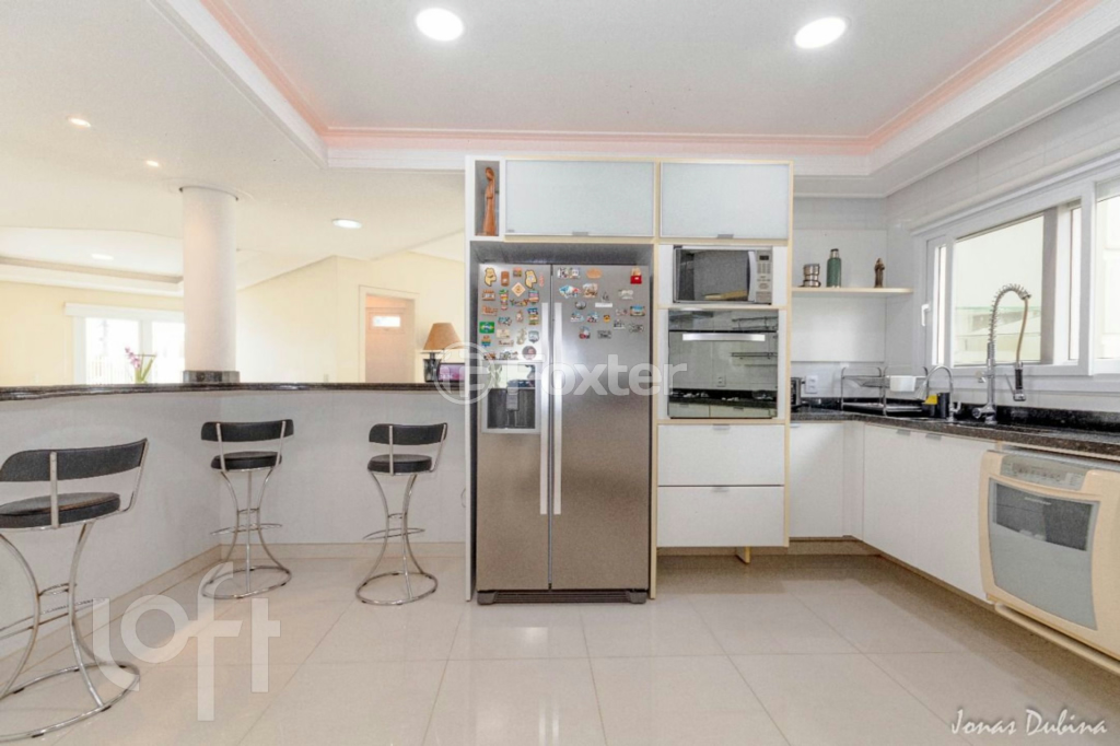 Casa à venda com 3 quartos, 367m² - Foto 13