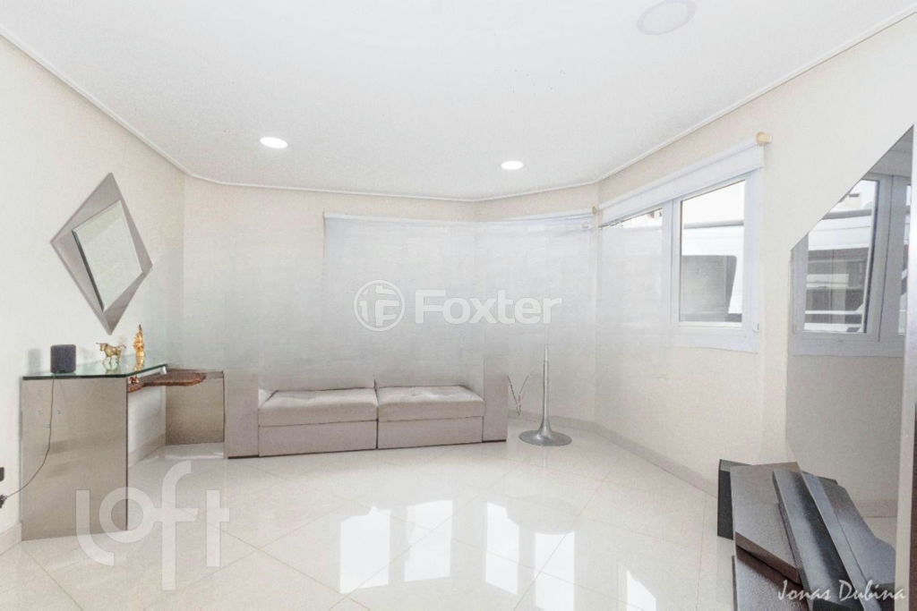 Casa à venda com 3 quartos, 367m² - Foto 9