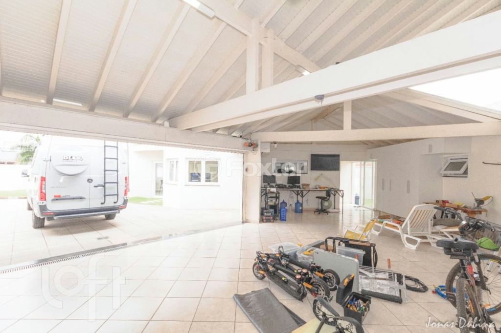 Casa à venda com 3 quartos, 367m² - Foto 26