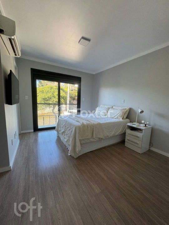 Casa à venda com 3 quartos, 108m² - Foto 4
