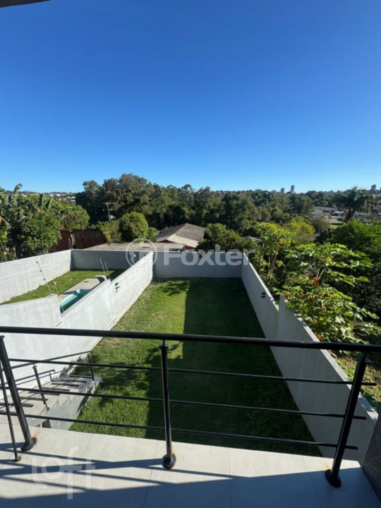Casa à venda com 3 quartos, 108m² - Foto 13