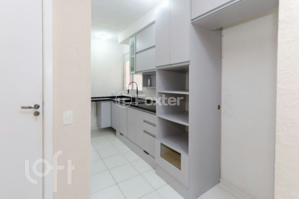 Apartamento à venda com 2 quartos, 41m² - Foto 4