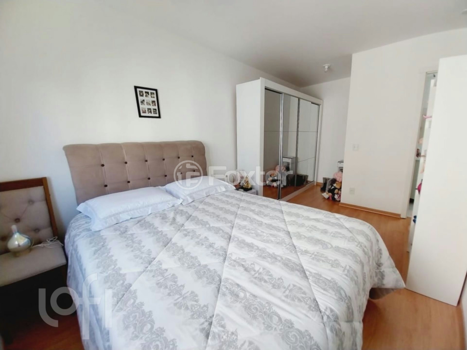 Apartamento à venda com 3 quartos, 76m² - Foto 13
