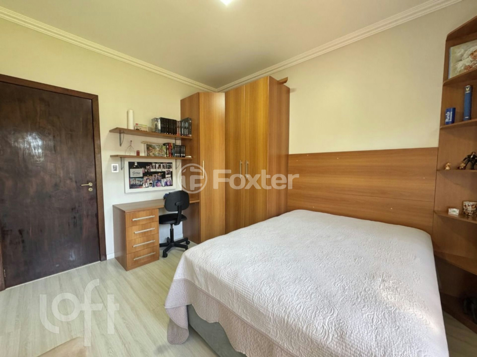 Casa à venda com 3 quartos, 211m² - Foto 12