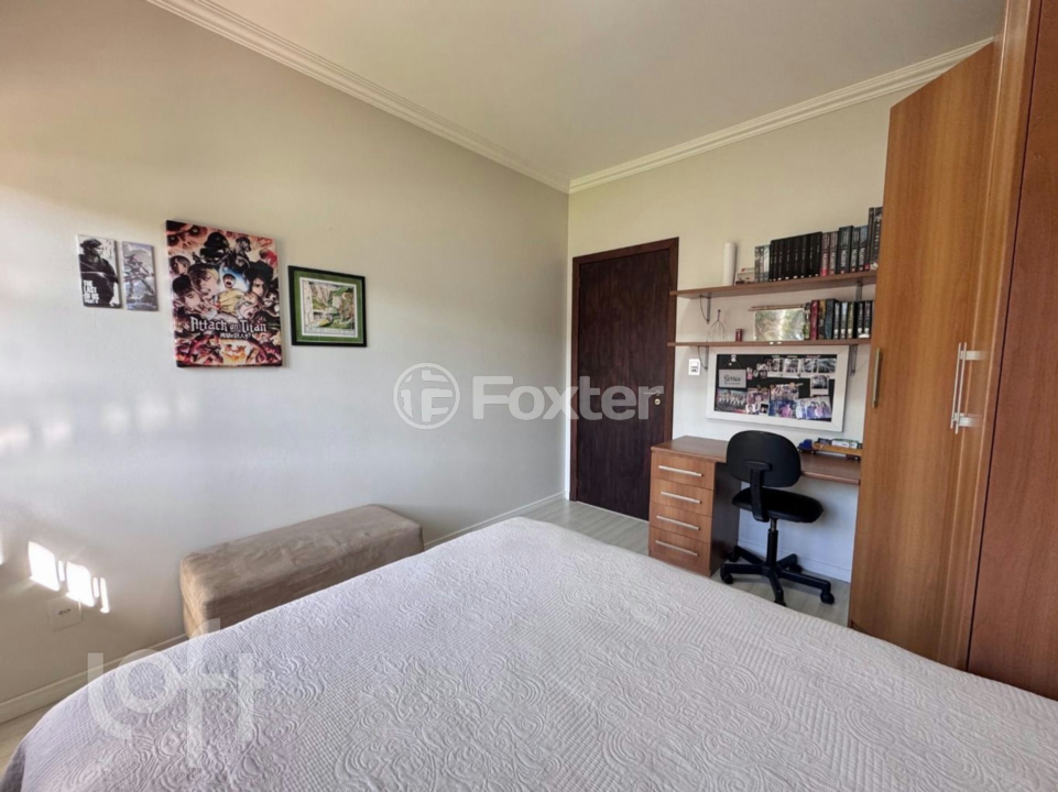 Casa à venda com 3 quartos, 211m² - Foto 13