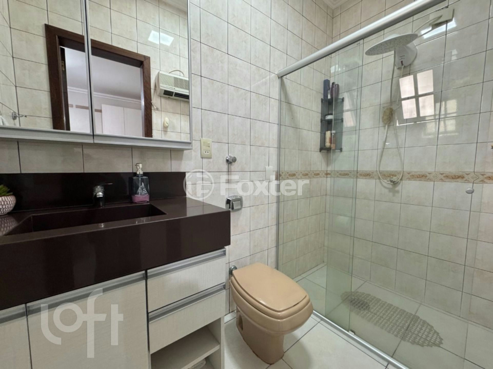 Casa à venda com 3 quartos, 211m² - Foto 20
