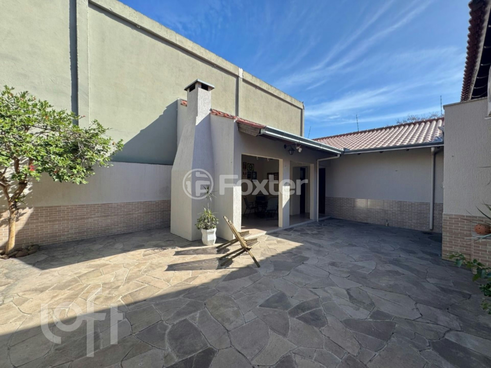 Casa à venda com 3 quartos, 211m² - Foto 42