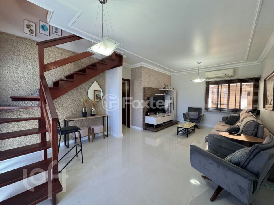 Casa à venda com 3 quartos, 211m² - Foto 2