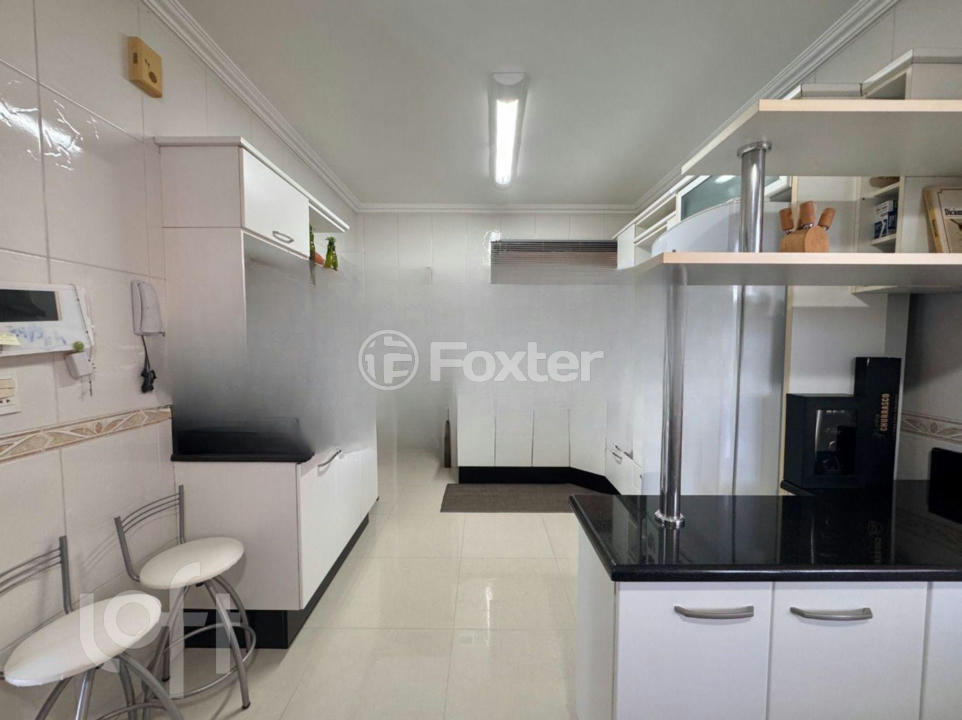 Casa à venda com 3 quartos, 211m² - Foto 33