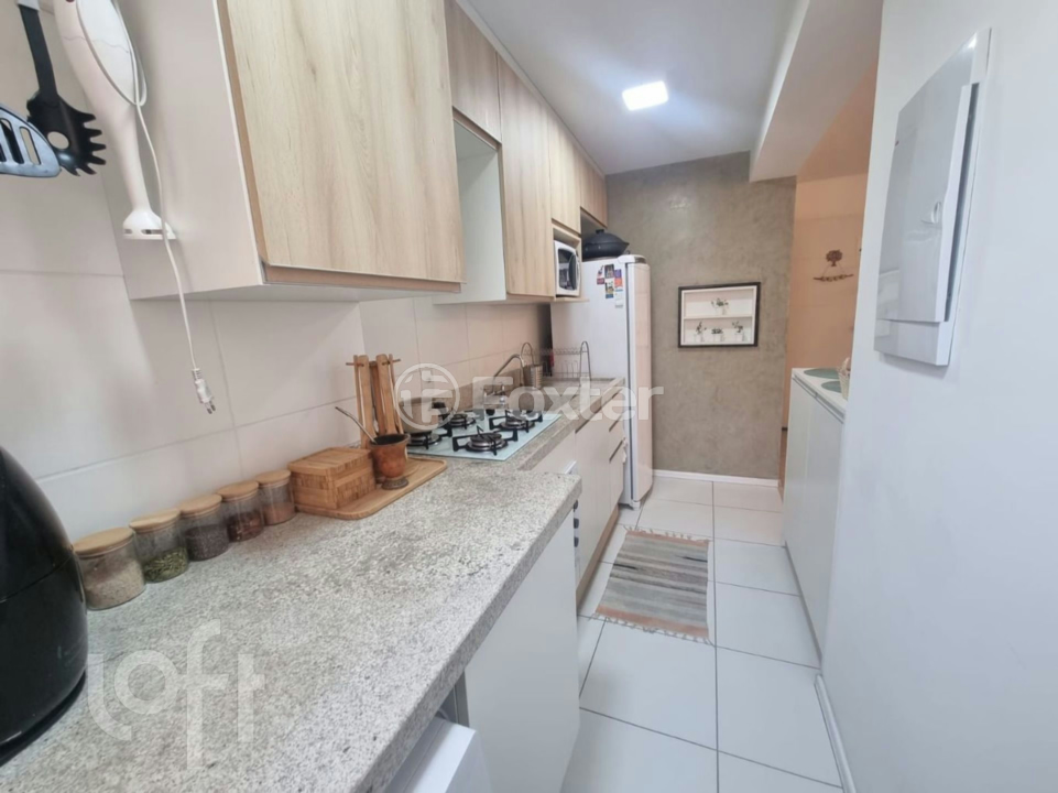 Apartamento à venda com 3 quartos, 76m² - Foto 7
